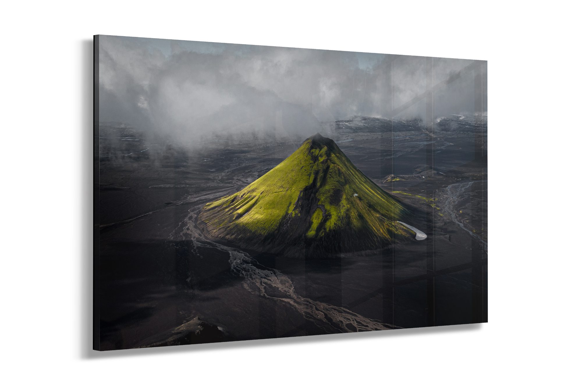 Vertex — vista en ángulo de la obra montada